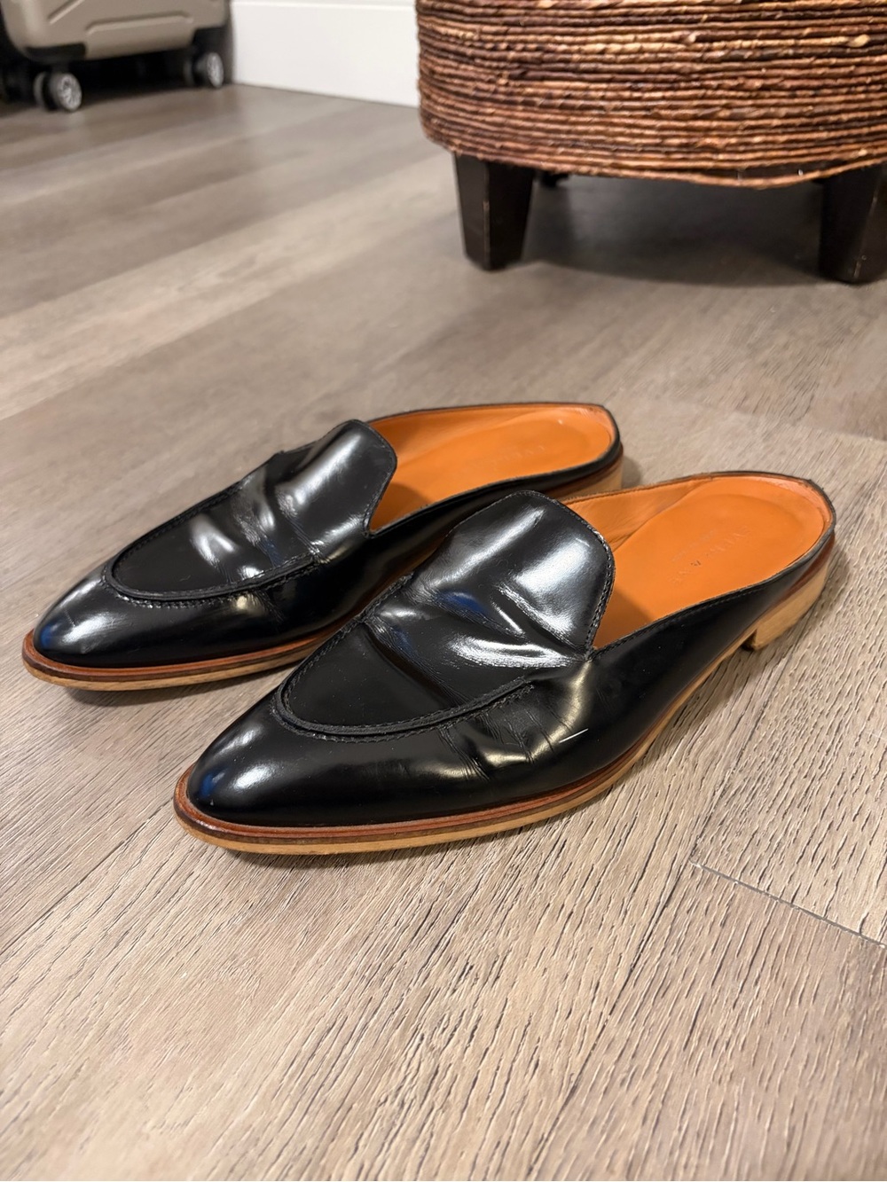 Everlane Black Leather Loafer Mules Made in Italy